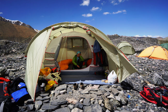 кемпинговая палатка с внешними дюралюминиевыми дугами Red Point Tavrika 4
